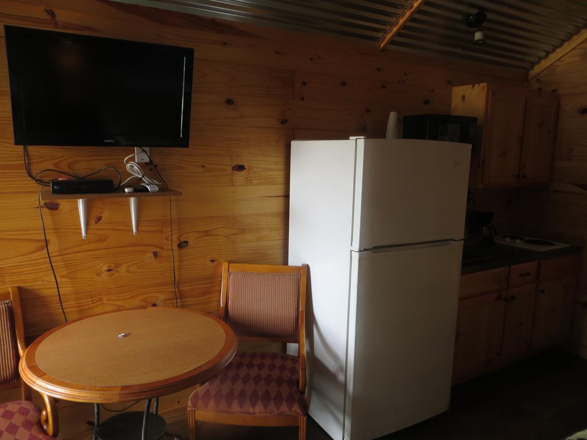 All Tucked Inn Cabins Stockdale Exterior foto